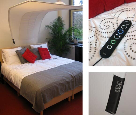 Evening Breeze Canopi Bed by Evening Breeze Netherlands Evening Breeze Canopi Bed by Evening Breeze Netherlands