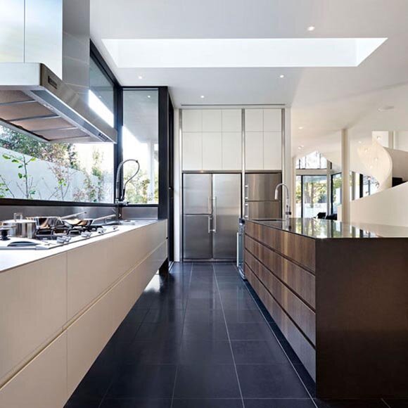 Interior Design of Verdant Avenue House by Robert Mills Architects
