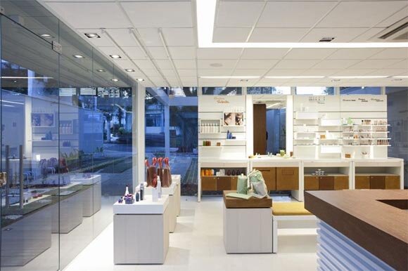 Interior view - Natura House Santo André Office Interior Design - Natura House Santo André
