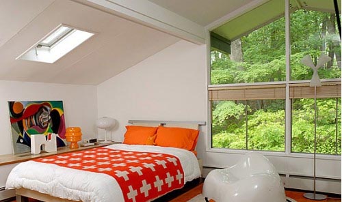 Modern colorful bedroom photo Contemporary home design with golorful interior decoration
