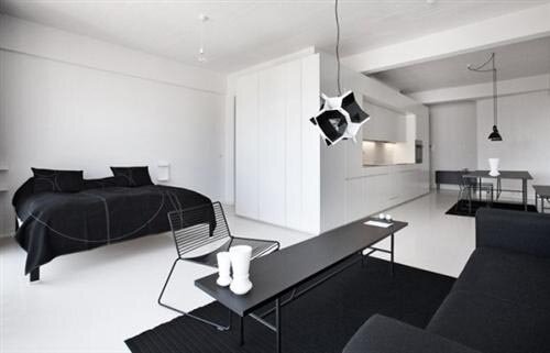 Modern interior design with black furniture Modern Home Interior Design with Black Furniture
